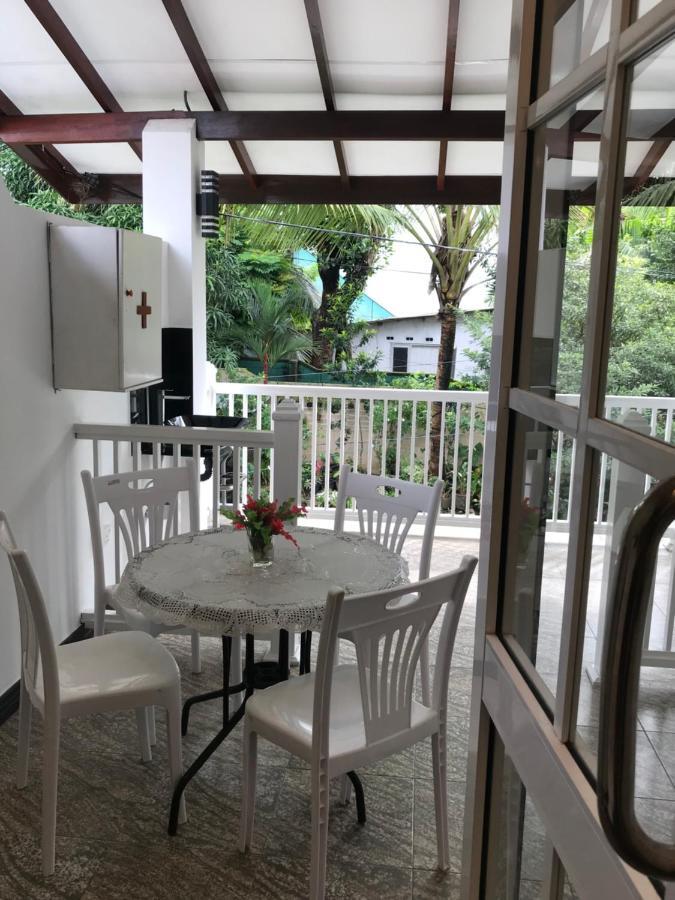 Duvi'S Shelter Bungalow Colombo Exterior foto